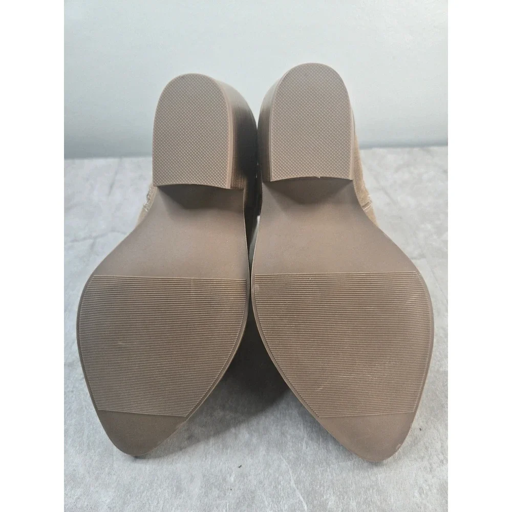 Torrid Western Ankle Booties 6 Wide Fit Tan Faux Suede Cowgirl Pointed Toe Boots